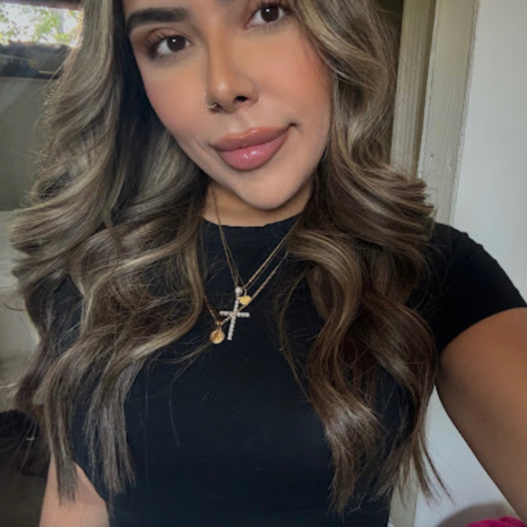 Meet your Posher, Sarah - Picture 1 of 1